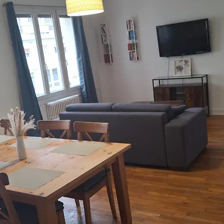 La Boulange, Familial Ou Entreprise Menage Et Linge Inclus Daire