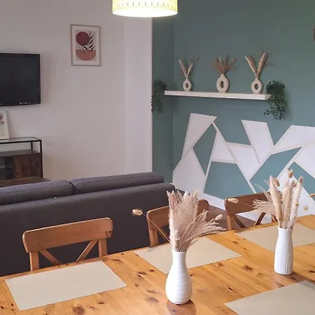 La Boulange, Familial Ou Entreprise Menage Et Linge Inclus * ルーアン